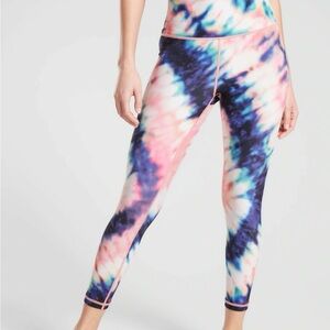 Women Athleta 7/8 tie dye leggings